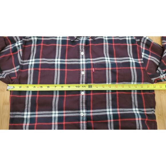 Levi's Flannel Shirt Relaxed Fit Red Check Tartan Plaid Womens Small Long Sleeve - Picture 9 of 12